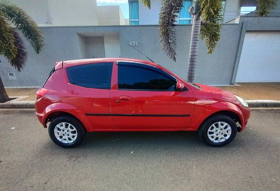 FORD KA 1.0 MPI 8V FLEX 2P MANUAL FORD KA 1.0 MPI 8V FLEX 2P MANUAL